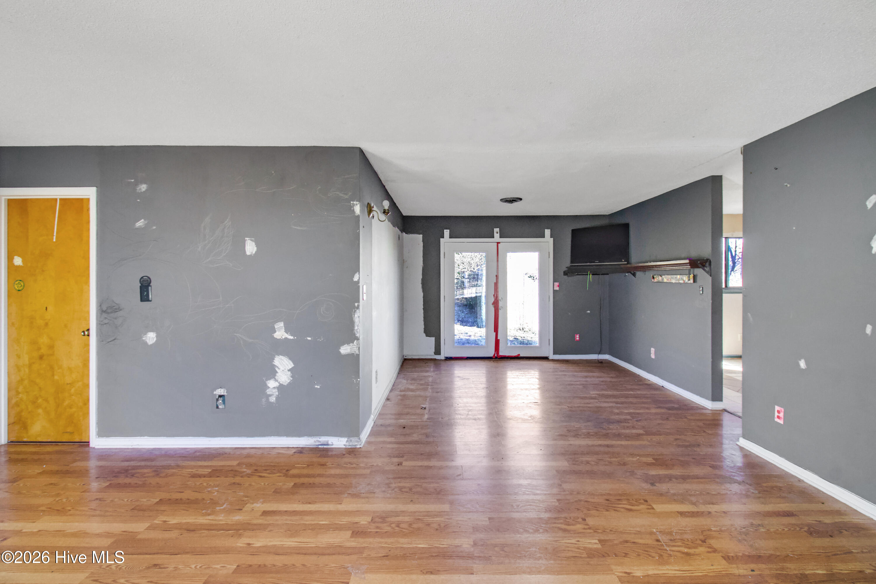 538 Waters Road Jacksonville, NC 28546 - Photo 5 of 28 img_7223-img_7225