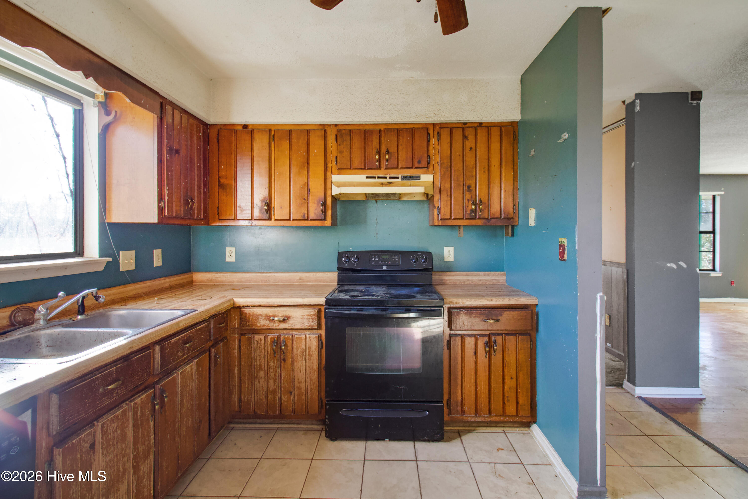 538 Waters Road Jacksonville, NC 28546 - Photo 10 of 28 img_7238-img_7240