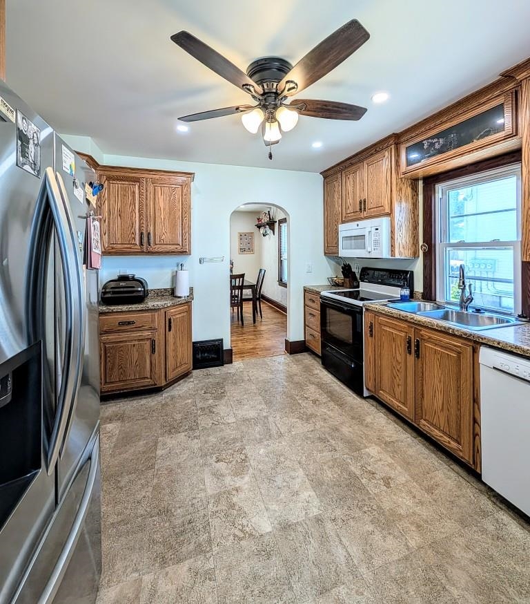 1415 North Bennett Street Appleton, WI 54914 - Photo 12 of 30
