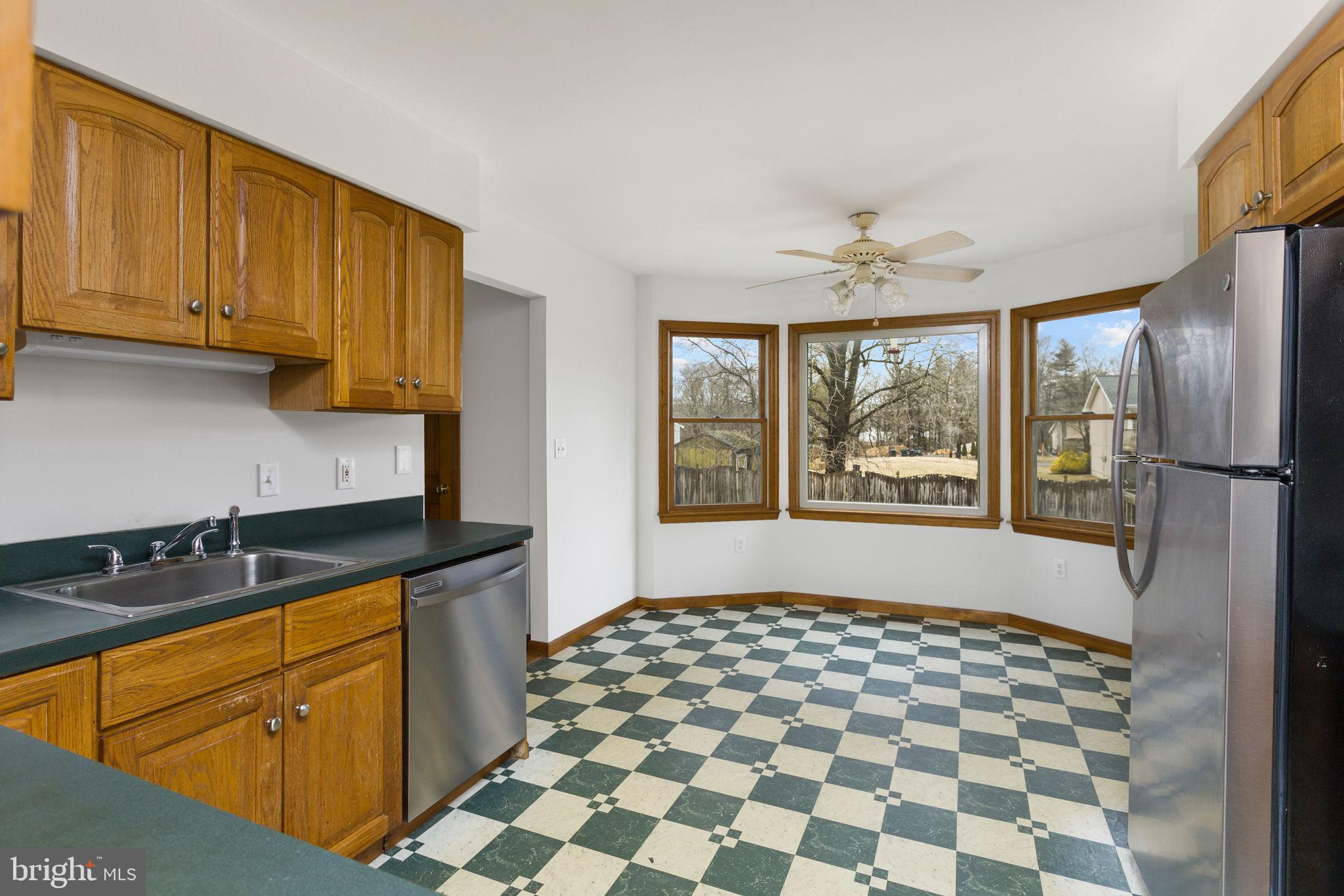 20 Bunting Bridge Road Cookstown, NJ 08511 - Photo 8 of 24 Gallery Image 8
