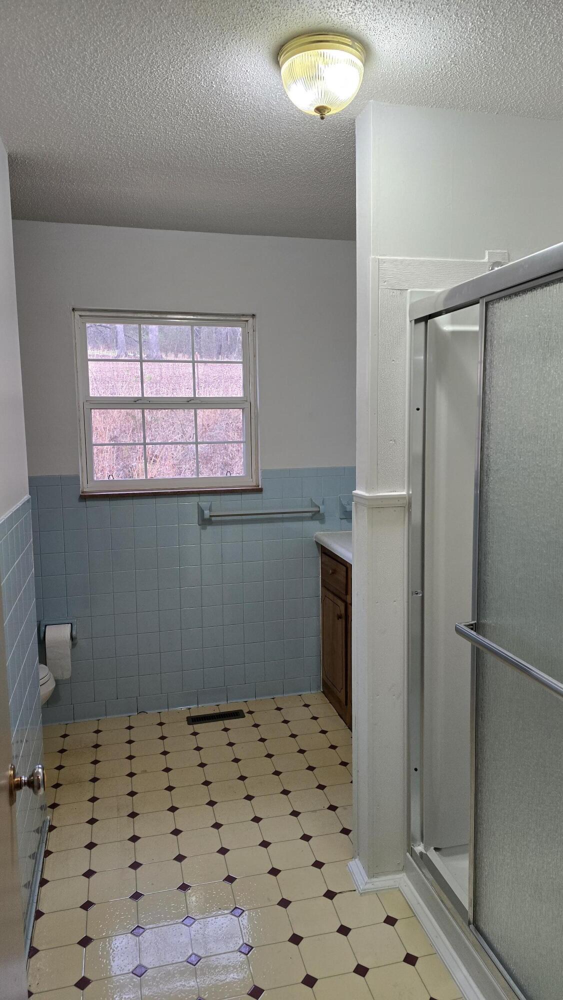 1484 Blythes Ferry Road Dayton, TN 37321 - Photo 12 of 27 20260102_154902