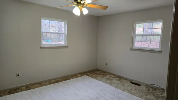 $389,000 | 1484 Blythes Ferry Road, Dayton, TN 37321