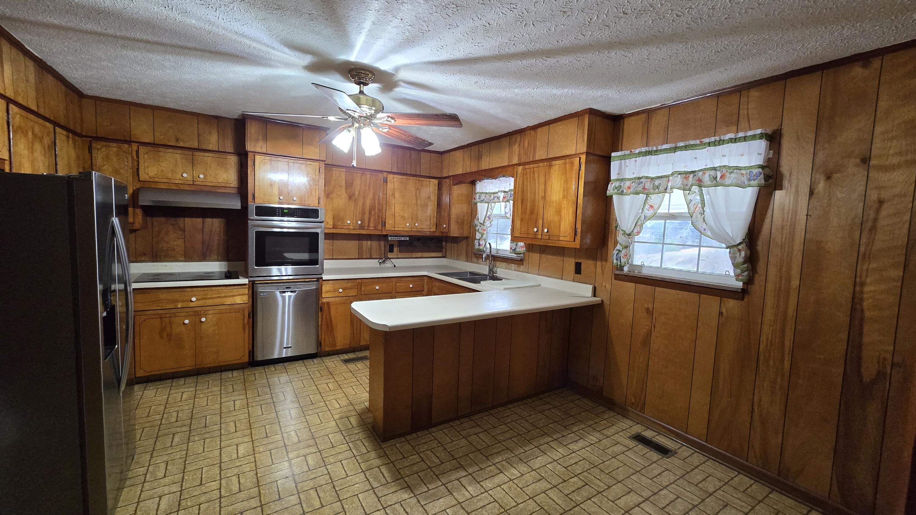 1484 Blythes Ferry Road Dayton, TN 37321 - Photo 10 of 27 20260102_160302