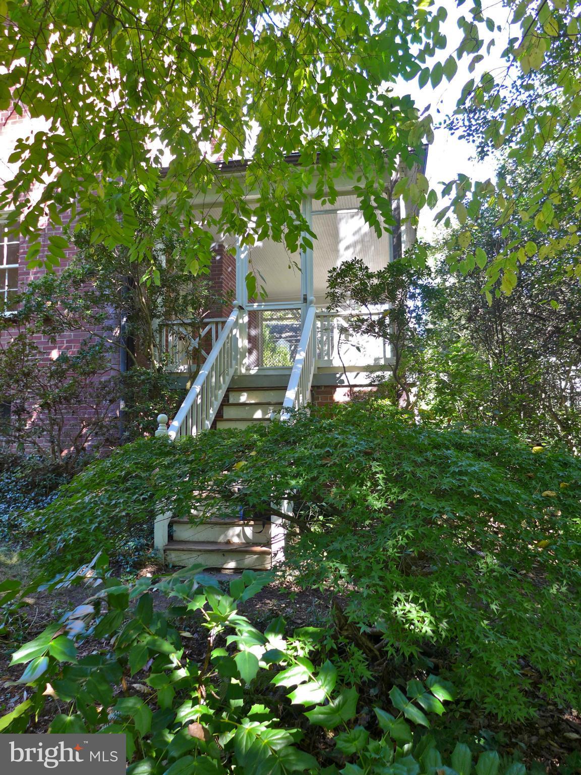 5308 Carvel Road Bethesda, MD 20816 - Photo 21 of 25 Garden w/ Sun Porch