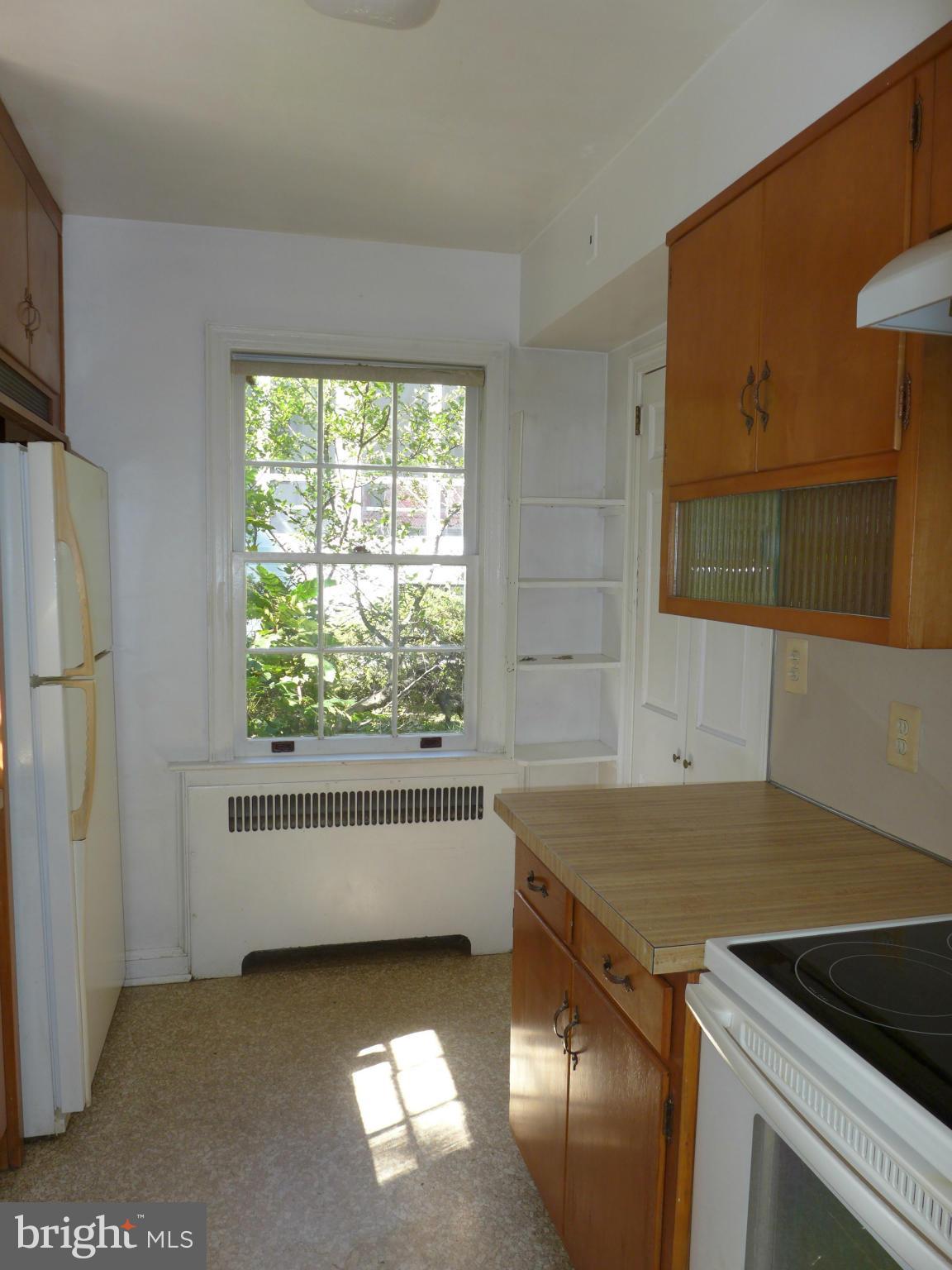 5308 Carvel Road Bethesda, MD 20816 - Photo 8 of 25 Kitchen