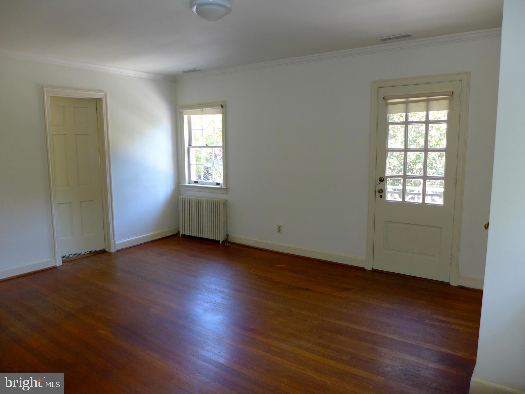 5308 Carvel Road Bethesda, MD 20816 - Photo 10 of 25 Bedroom (Master)