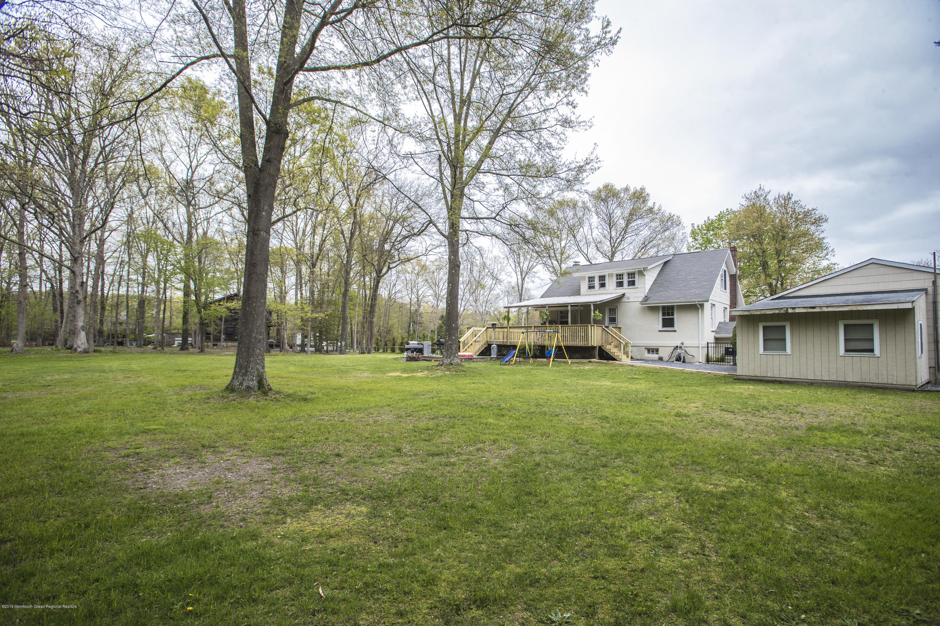 204 Leesville Road Jackson, NJ 08527 - Photo 25 of 49 a front view of a house with a yard