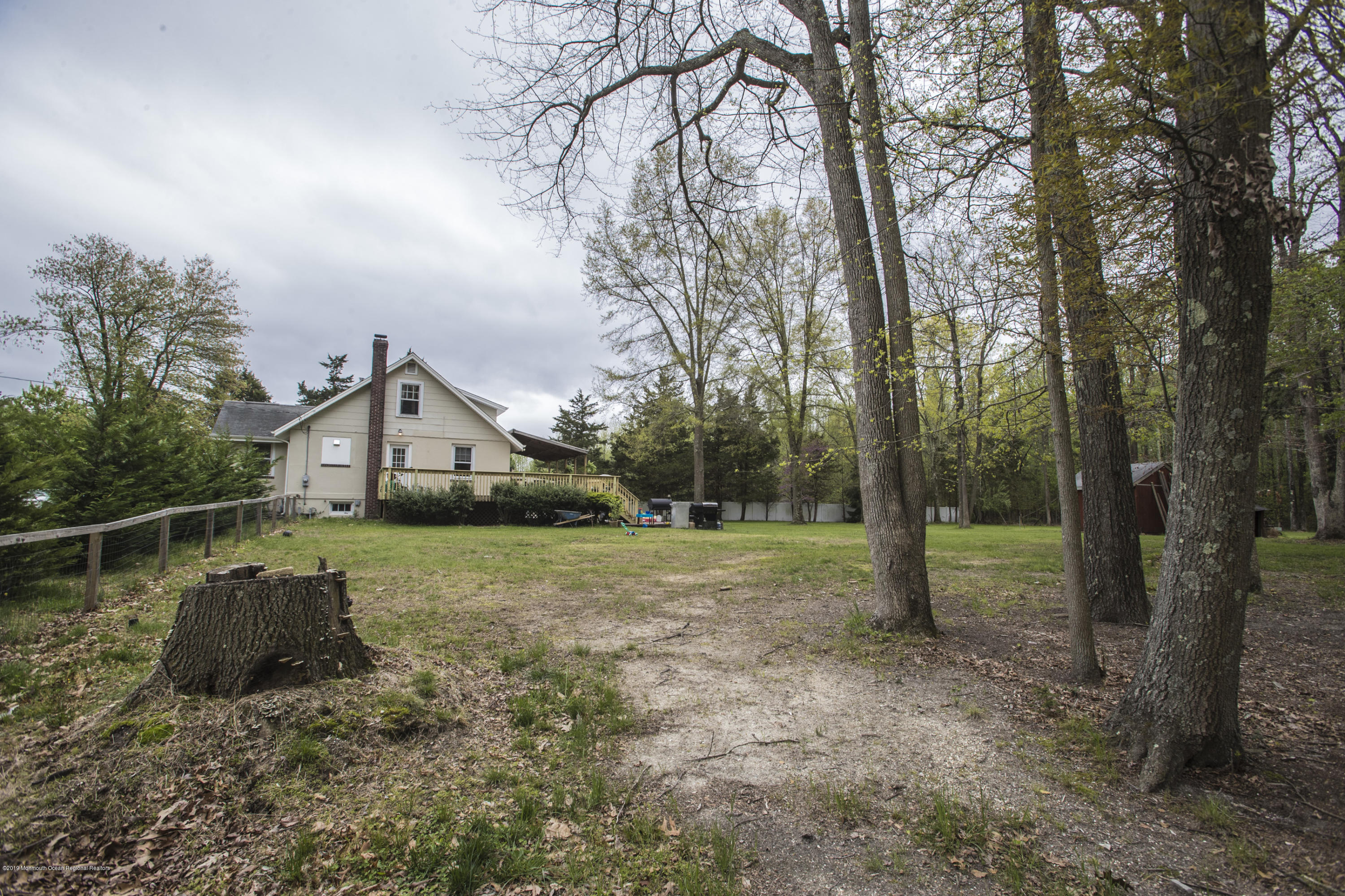 204 Leesville Road Jackson, NJ 08527 - Photo 34 of 49 a view of a house with a yard