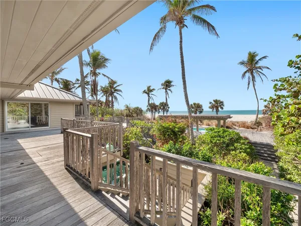 $12,500,000 | 16530 Captiva Drive, Captiva, FL 33924