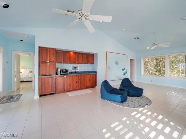 $12,500,000 | 16530 Captiva Drive, Captiva, FL 33924