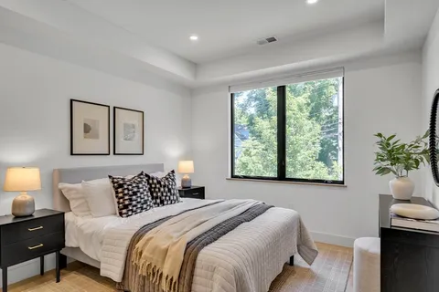 $1,850,000 | 1242 Beacon Street, Unit 1242, Newton, MA 02468