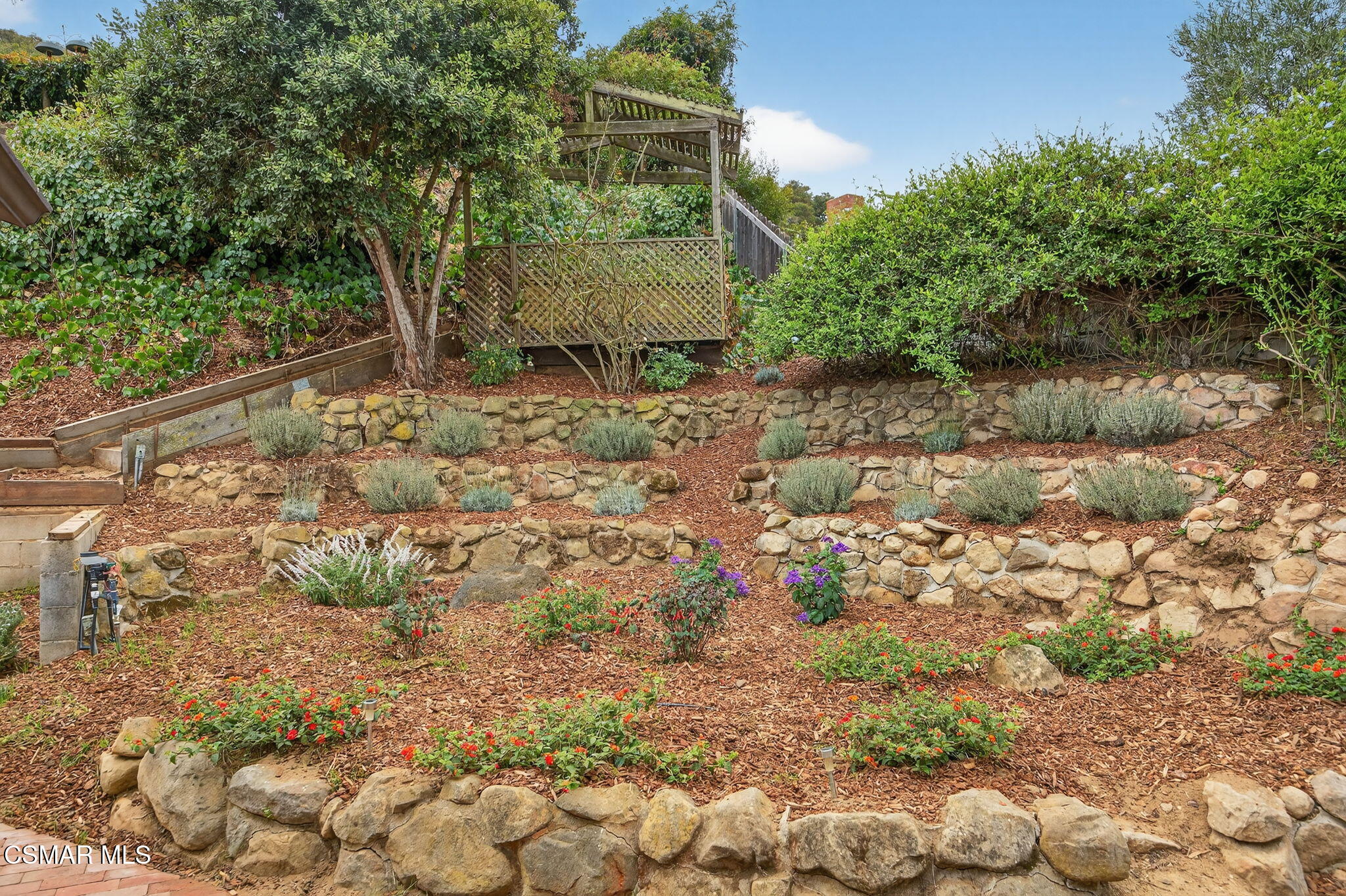 1321 Manitou Road Santa Barbara, CA 93101 - Photo 21 of 25 53-web-or-mls-051_UpmarketMedia_1321 Man