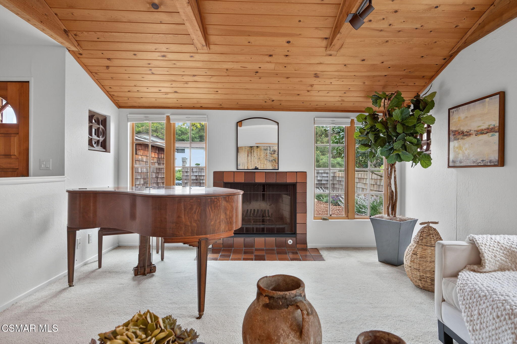 1321 Manitou Road Santa Barbara, CA 93101 - Photo 7 of 25 13-web-or-mls-UpmarketMedia_1321 Mani-76