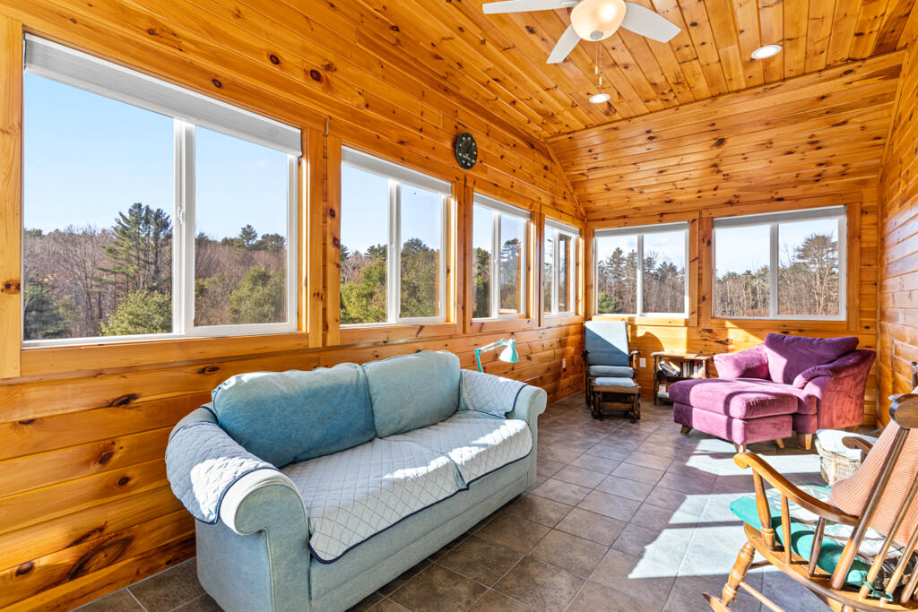 282 Falmouth Road Windham, ME 04062 - Photo 16 of 53 DSC02939