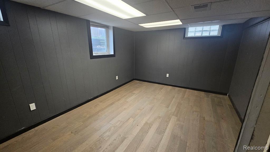 2259 Cambridge Road Berkley, MI 48072 - Photo 17 of 20