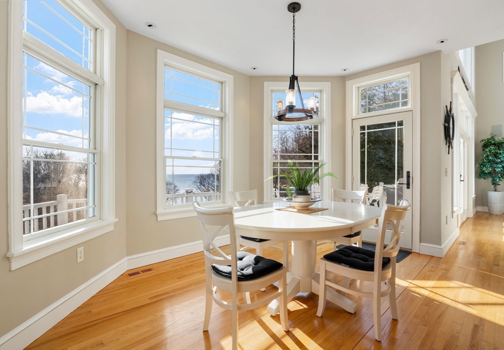 318 Center Hill Road Plymouth, MA 02360 - Photo 16 of 42