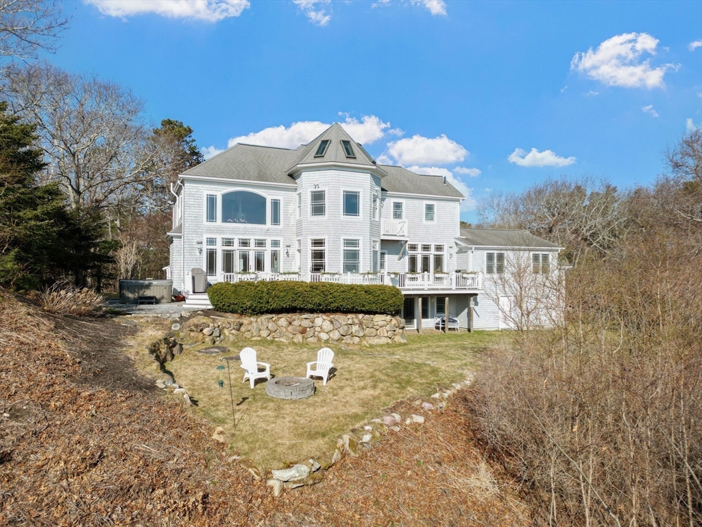 318 Center Hill Road Plymouth, MA 02360 - Photo 9 of 42