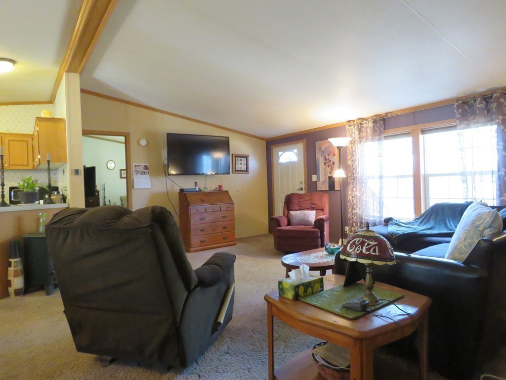 5 Roosevelt Ridge Carver, MA 02330 - Photo 4 of 25 Gallery Image 4
