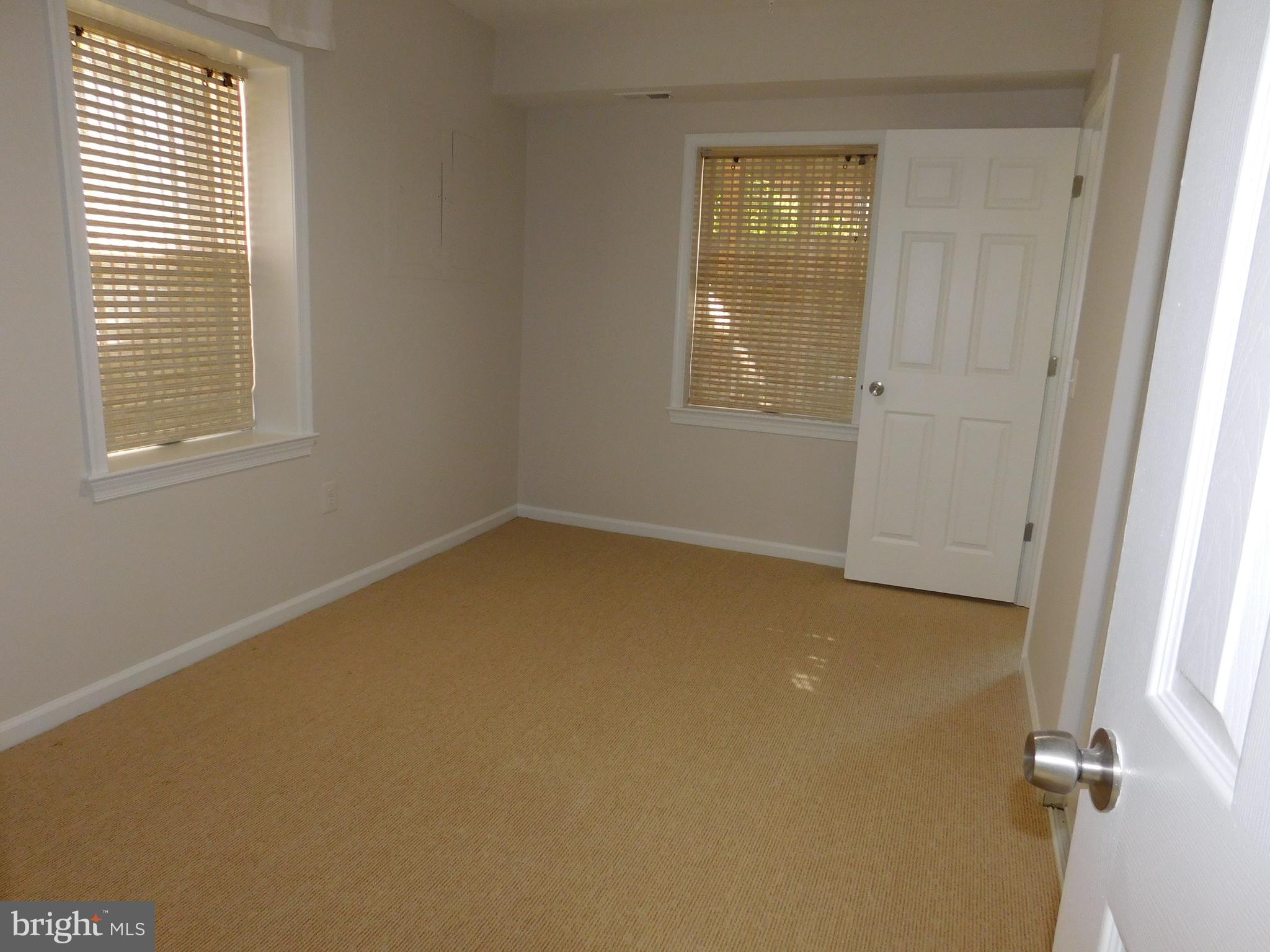 6609 Anthony Crest Square McLean, VA 22101 - Photo 24 of 31 Bedroom 3 in lower level