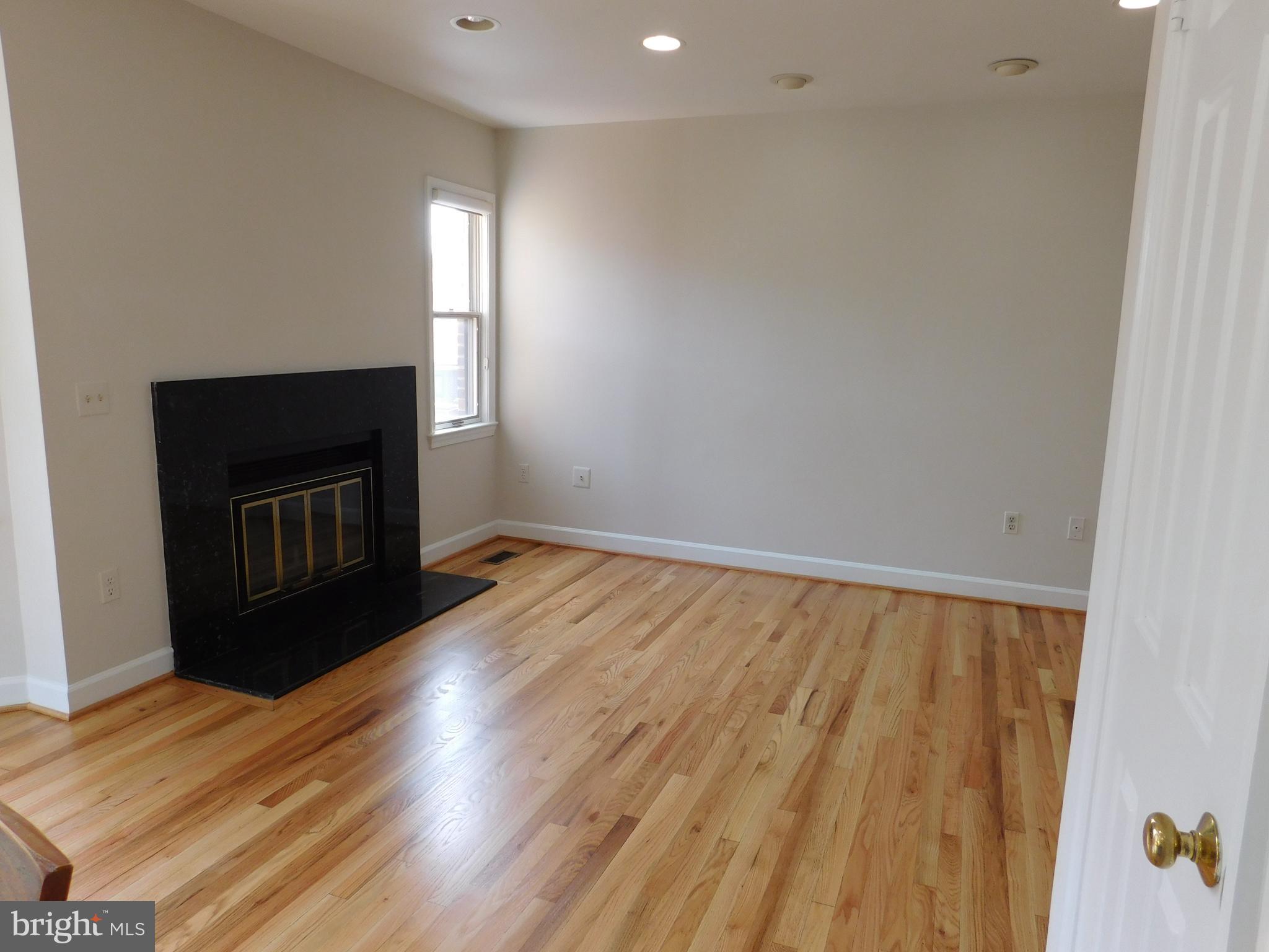 6609 Anthony Crest Square McLean, VA 22101 - Photo 8 of 31 Fireplace in family room