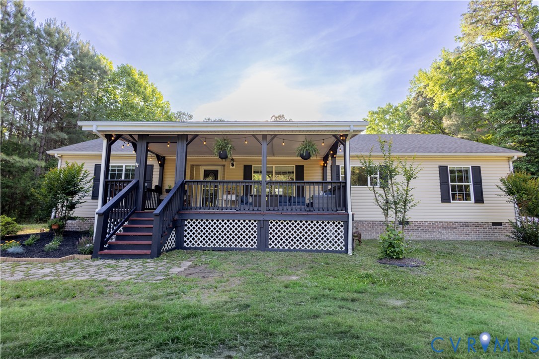 28120 Oak Grove Road Petersburg, VA 23805 - Photo 3 of 53