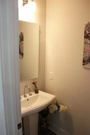 $3,500 | 6831 Verandah Way, Irving, TX 75039