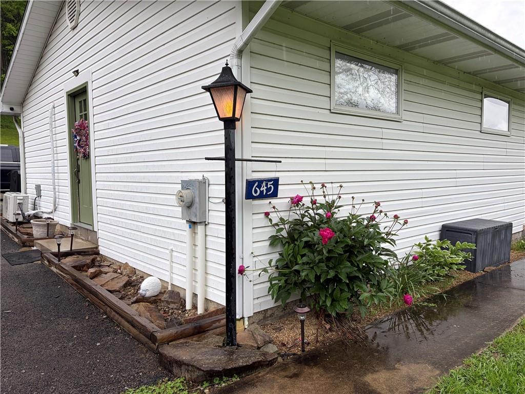 645 Two Mile Run Road Ligonier, PA 15658 - Photo 2 of 49 Gallery Image 2