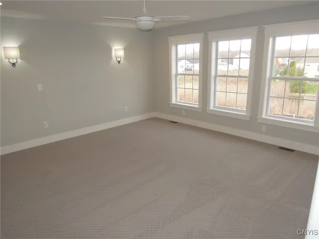 $664,260 | 8539 Angus Path, Cicero, NY 13039