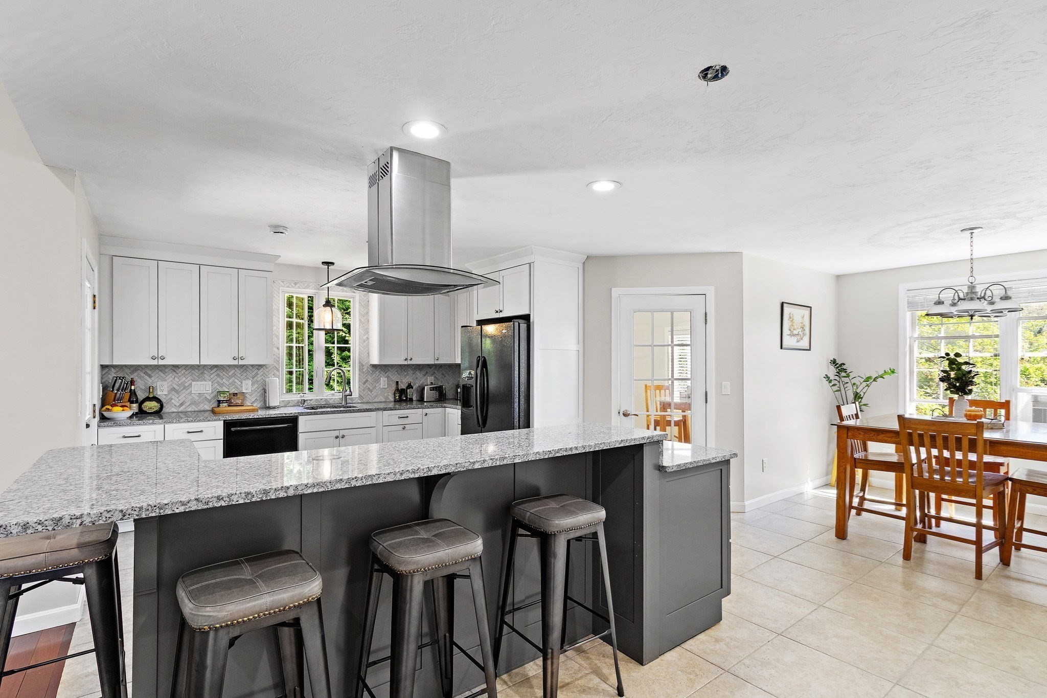 24 Tanyard Road Dudley, MA 01571 - Photo 7 of 39 Gallery Image 7