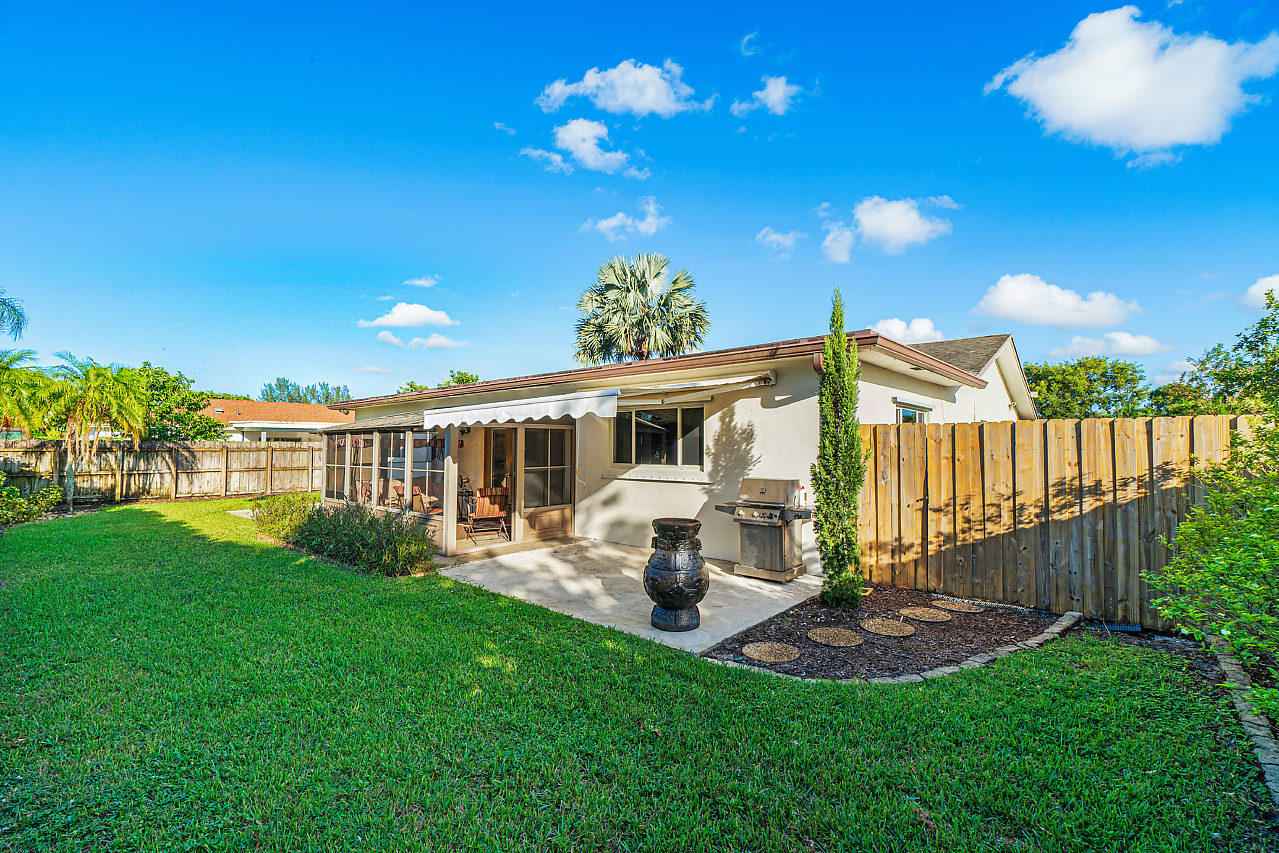 9761 Alaska Circle Boca Raton, FL 33434 - Photo 25 of 28 026-9761AlaskaCir-BocaRaton-FL-small