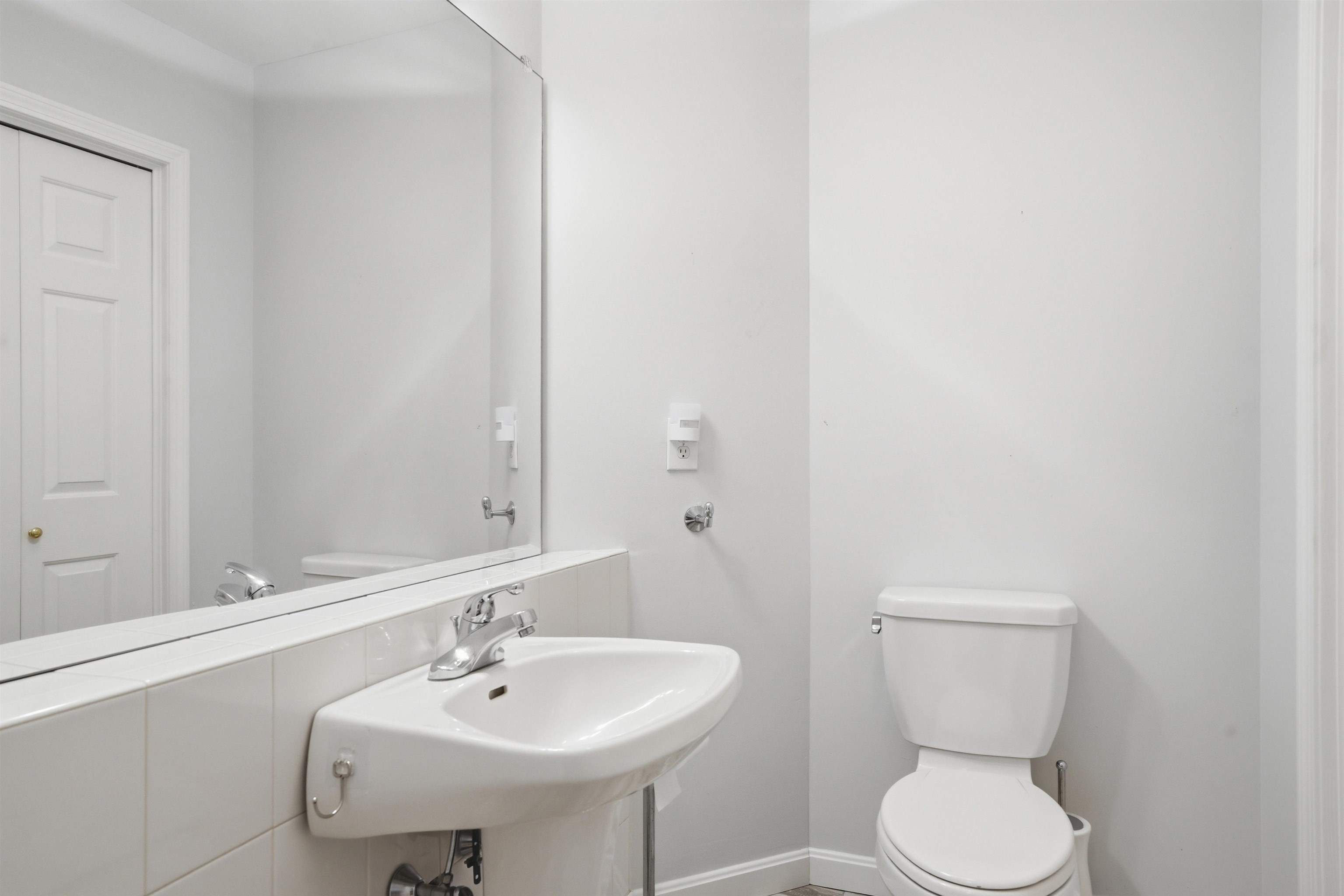 6 Meadowood Drive Exeter, NH 03833 - Photo 27 of 51