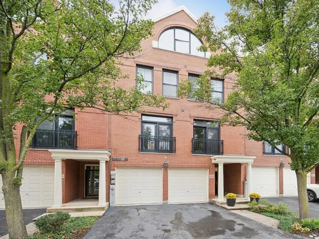$849,000 | 1879 Admiral Court, Glenview, IL 60026