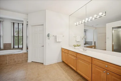 $849,000 | 1879 Admiral Court, Glenview, IL 60026