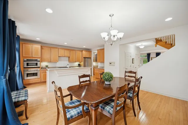 $849,000 | 1879 Admiral Court, Glenview, IL 60026