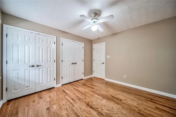 $1,900 | 215 Arbor Way, Fayetteville, GA 30215