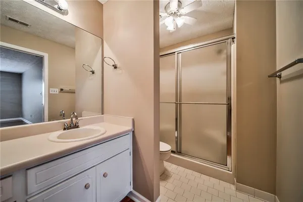 $1,900 | 215 Arbor Way, Fayetteville, GA 30215