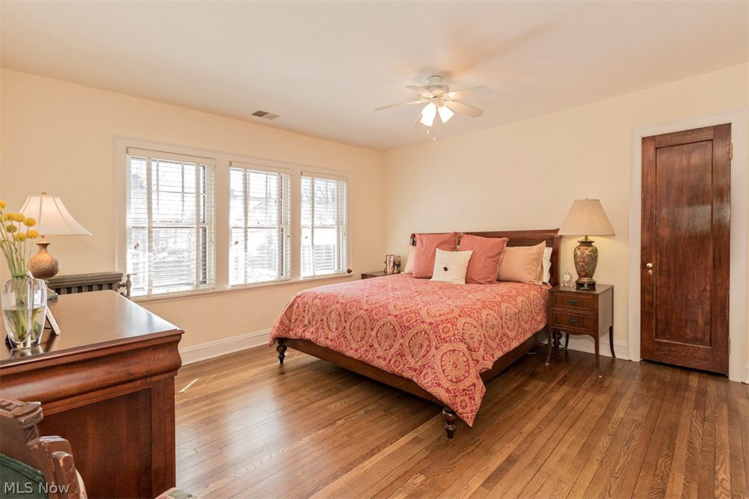 2979 Eaton Road Shaker Heights, OH 44122 - Photo 20 of 35 The third bedroom