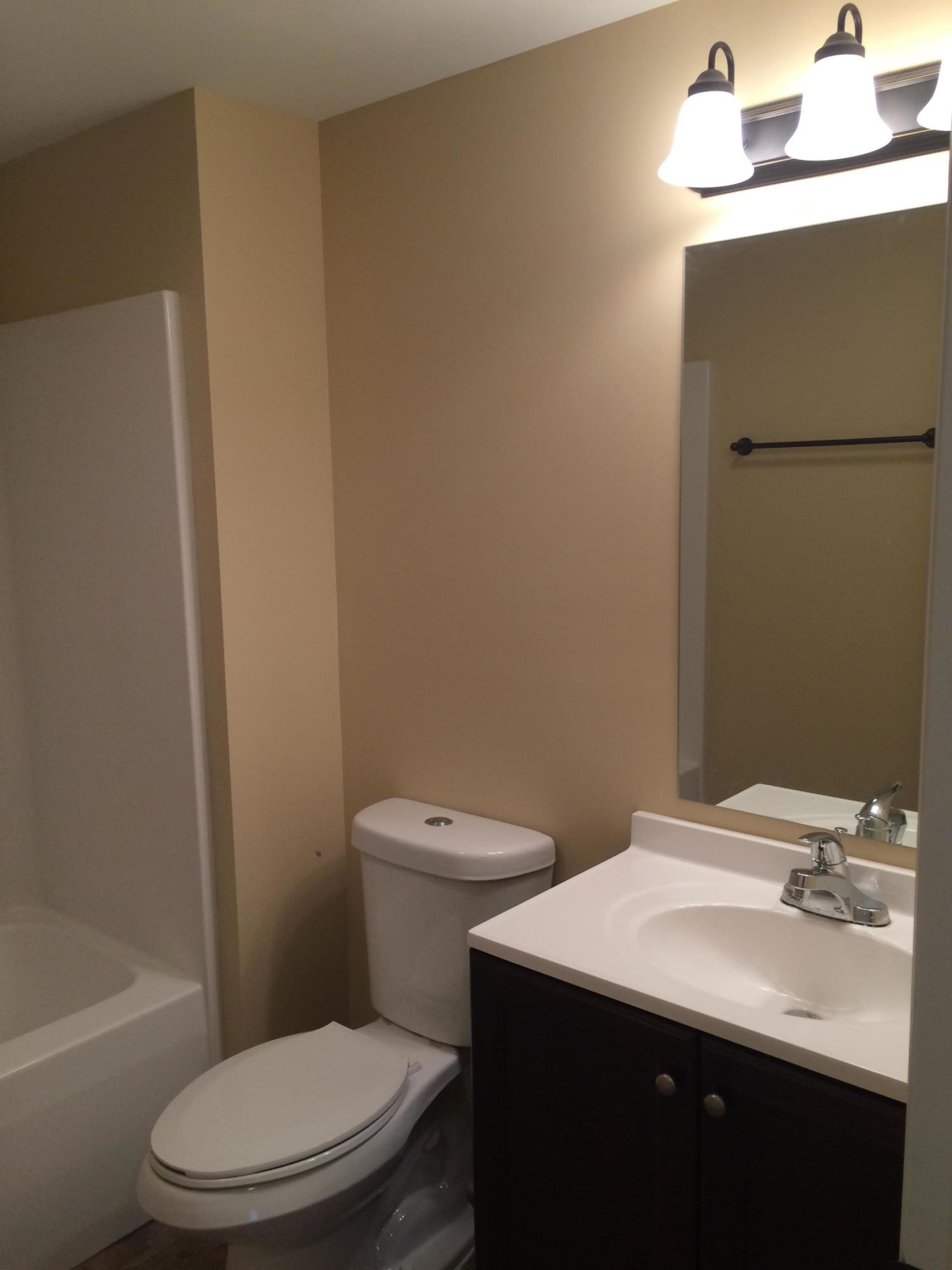 3318 Miller Road Powell, TN 37849 - Photo 19 of 29 bathroom