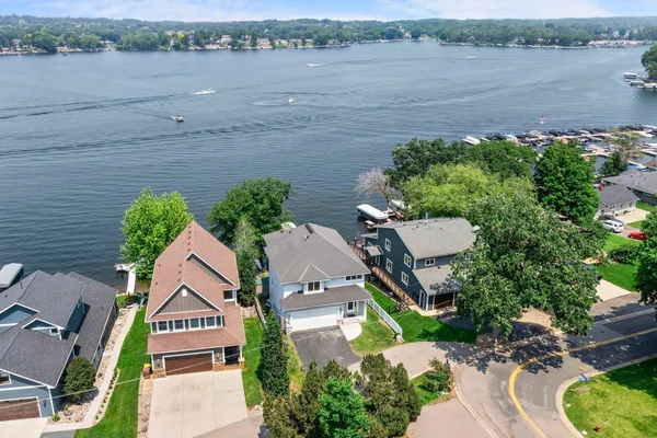 $1,225,000 | 3868 Green Heights Trail Southwest, Prior Lake, MN 55372