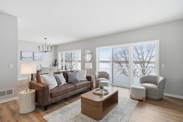 $1,225,000 | 3868 Green Heights Trail Southwest, Prior Lake, MN 55372