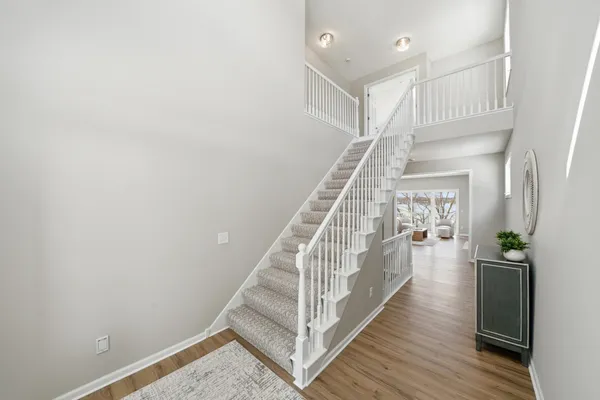 $1,225,000 | 3868 Green Heights Trail Southwest, Prior Lake, MN 55372