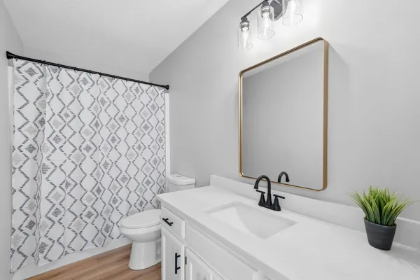 $1,225,000 | 3868 Green Heights Trail Southwest, Prior Lake, MN 55372