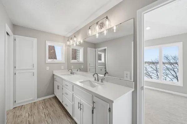 $1,225,000 | 3868 Green Heights Trail Southwest, Prior Lake, MN 55372