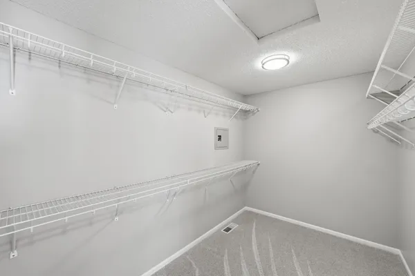 $1,225,000 | 3868 Green Heights Trail Southwest, Prior Lake, MN 55372