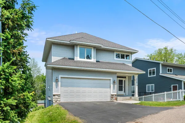 $1,225,000 | 3868 Green Heights Trail Southwest, Prior Lake, MN 55372