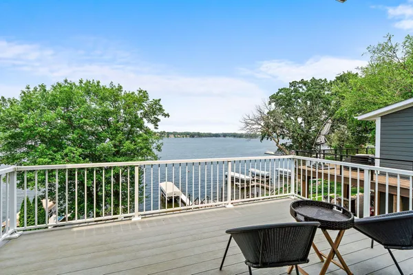 $1,225,000 | 3868 Green Heights Trail Southwest, Prior Lake, MN 55372