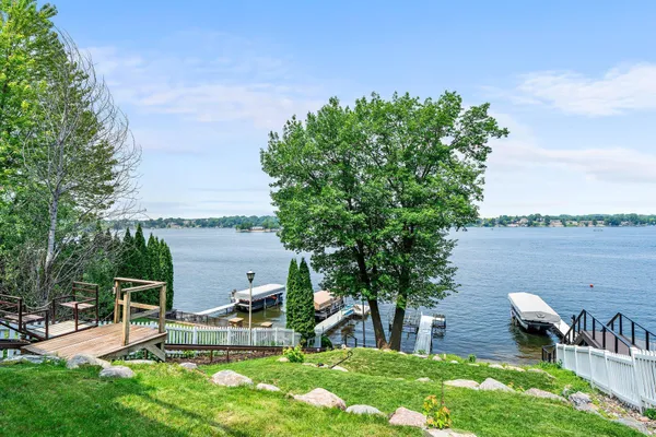 $1,225,000 | 3868 Green Heights Trail Southwest, Prior Lake, MN 55372