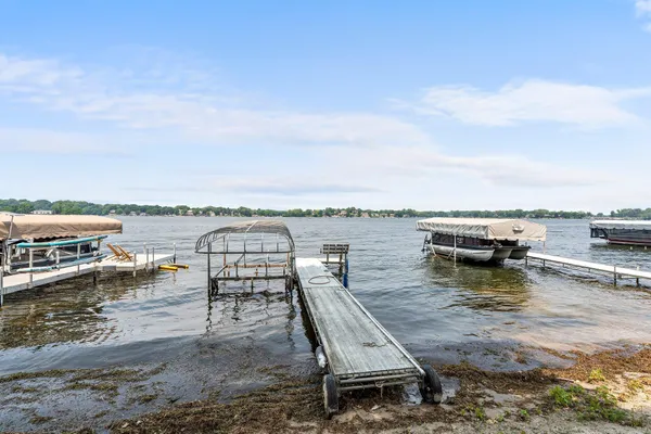 $1,225,000 | 3868 Green Heights Trail Southwest, Prior Lake, MN 55372