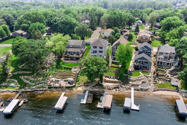 $1,225,000 | 3868 Green Heights Trail Southwest, Prior Lake, MN 55372