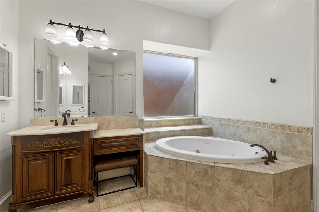 11292 Berkeley Hall Lane Frisco, TX 75033 - Photo 16 of 33
